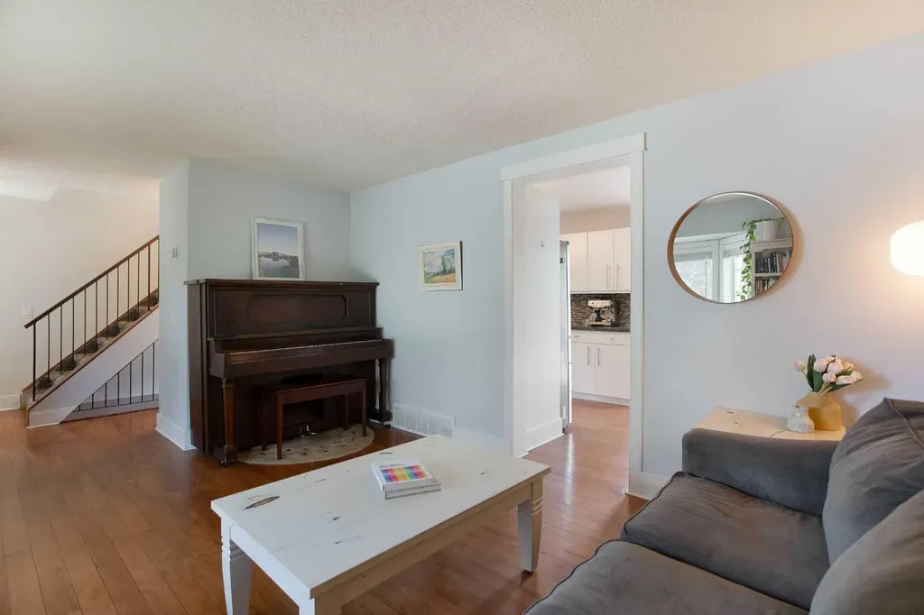 56 Deersaxon Circle SE Calgary AB T2J 6R5
