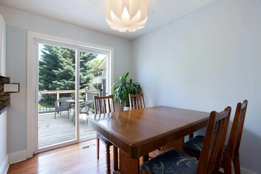 56 Deersaxon Circle SE Calgary AB T2J 6R5