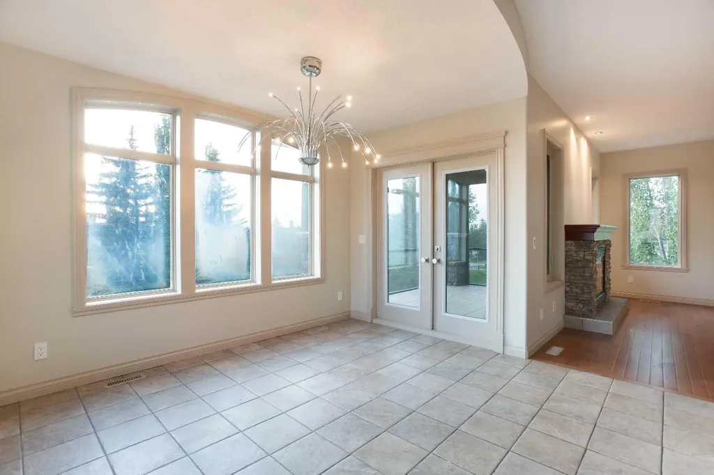 135 Coopers Hill SW Airdrie AB T4B 3B8