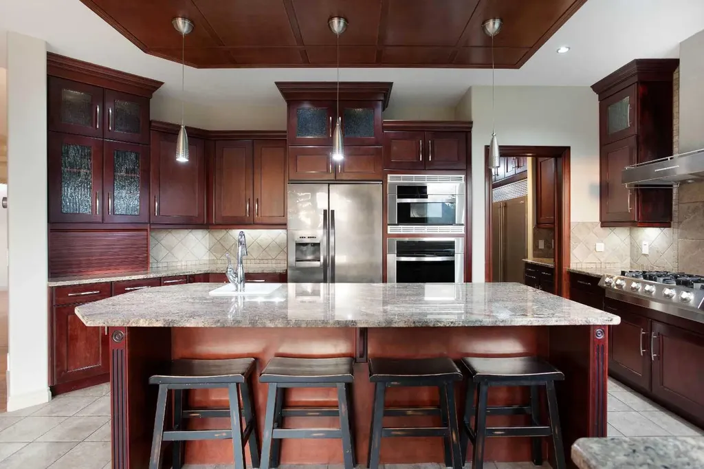 135 Coopers Hill SW Airdrie AB T4B 3B8