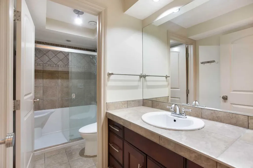 135 Coopers Hill SW Airdrie AB T4B 3B8