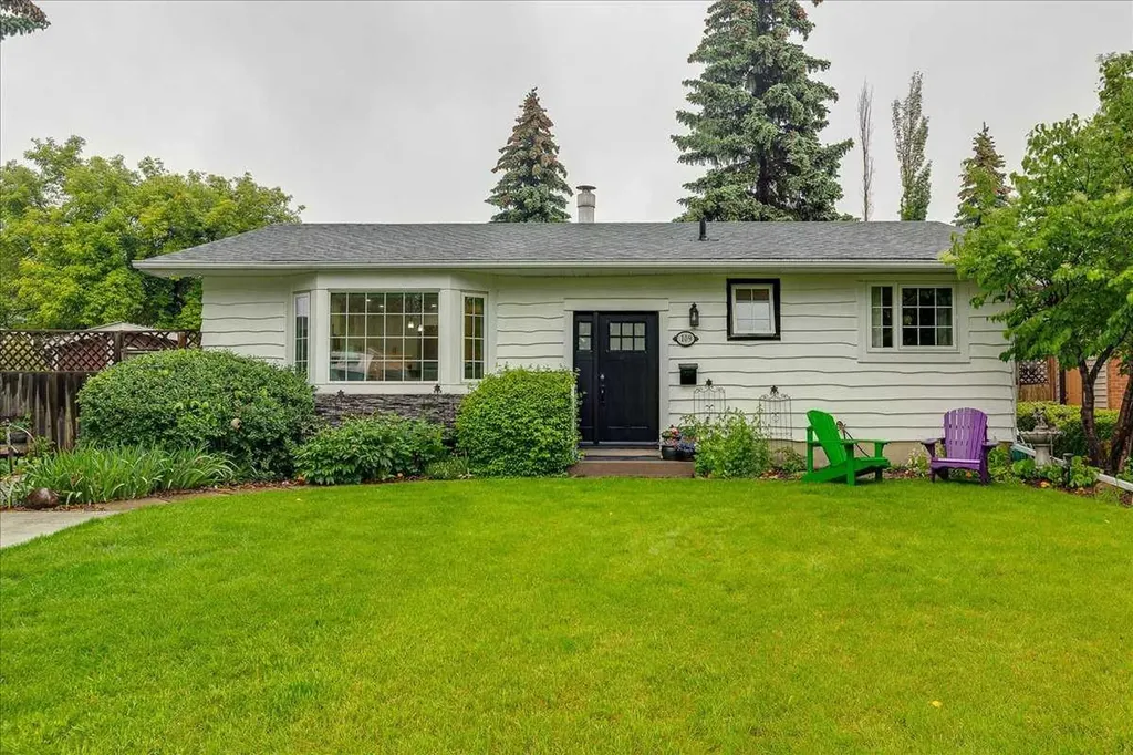 109 Selkirk Boulevard Red Deer AB T4N 0G8