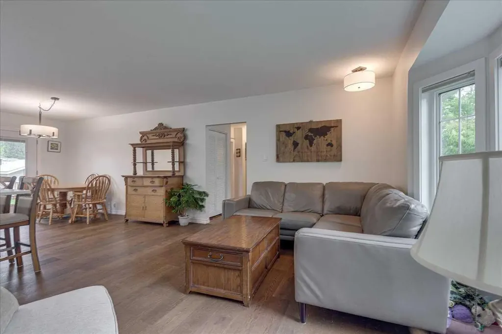 109 Selkirk Boulevard Red Deer AB T4N 0G8