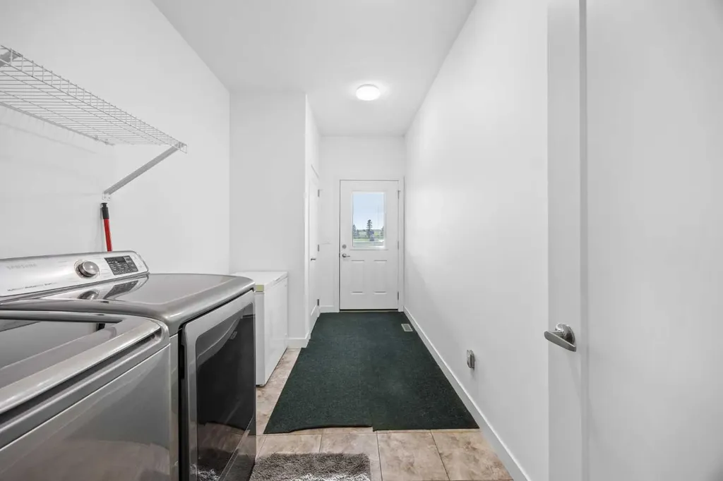 349053 Tamarack Drive E Rural Foothills County AB T1S 5B8