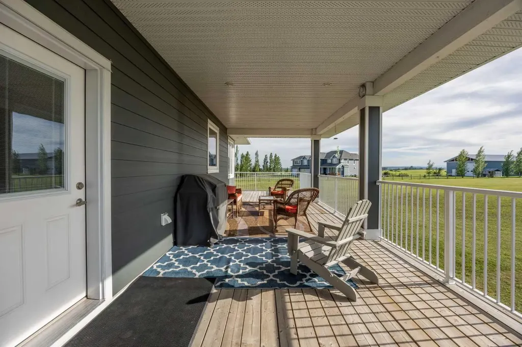 349053 Tamarack Drive E Rural Foothills County AB T1S 5B8