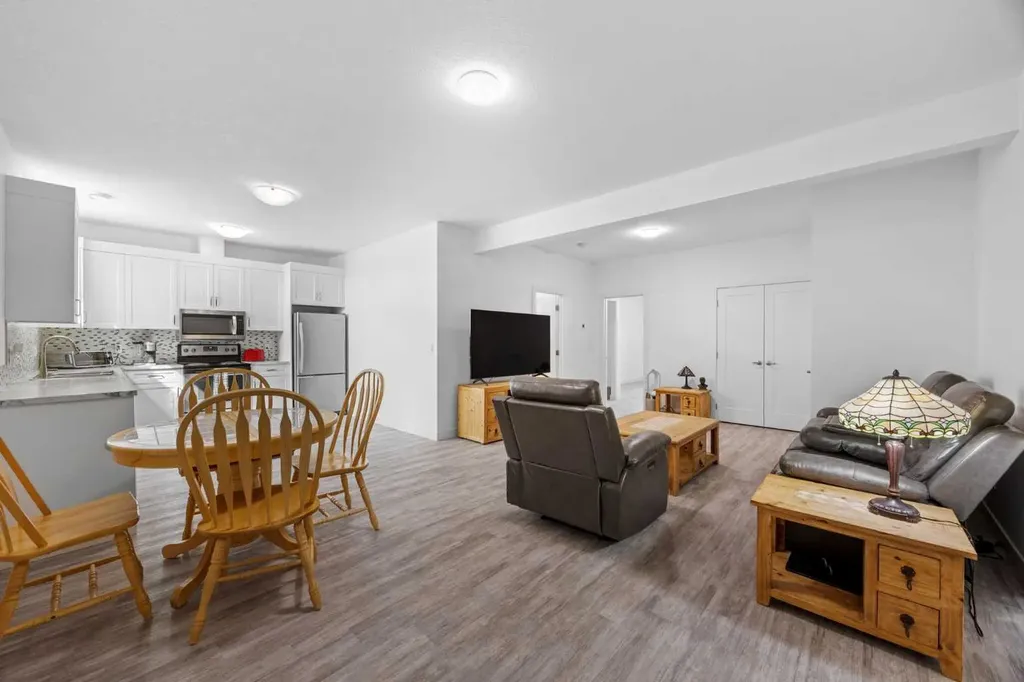 349053 Tamarack Drive E Rural Foothills County AB T1S 5B8