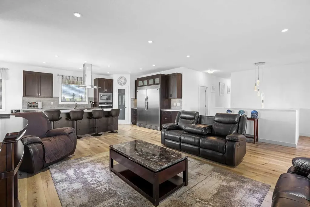 349053 Tamarack Drive E Rural Foothills County AB T1S 5B8