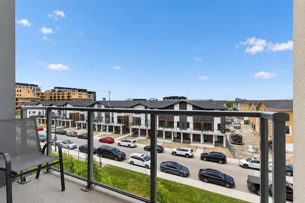8530 8a Avenue SW Calgary AB T3H 6A7