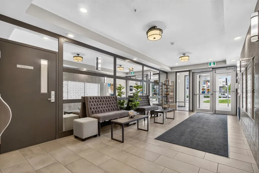8530 8a Avenue SW Calgary AB T3H 6A7
