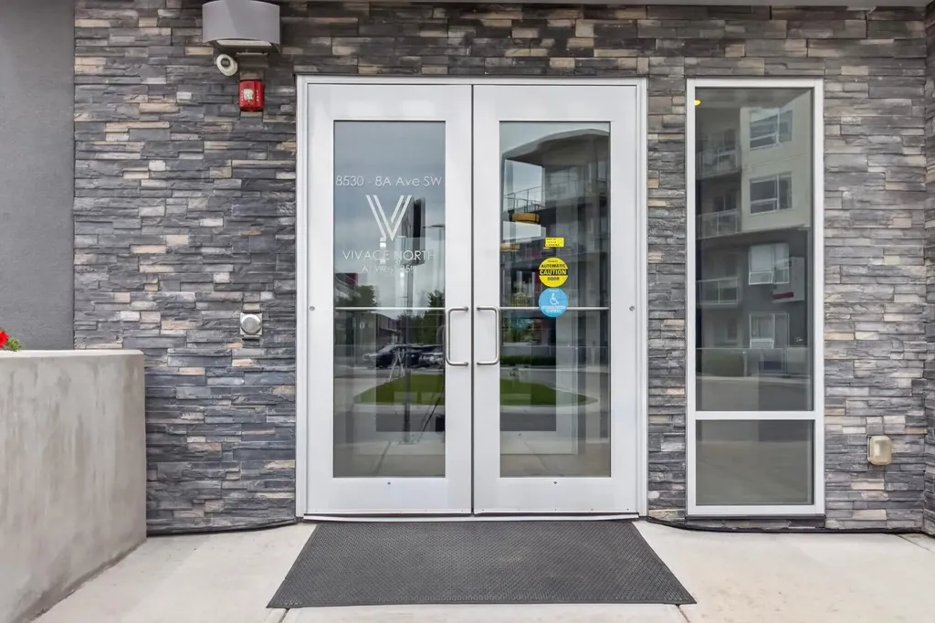 8530 8a Avenue SW Calgary AB T3H 6A7