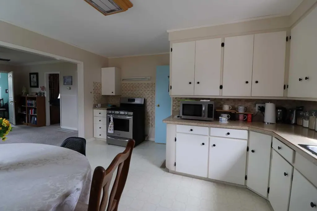 2209 21 A Avenue Coaldale AB T1M 1H6