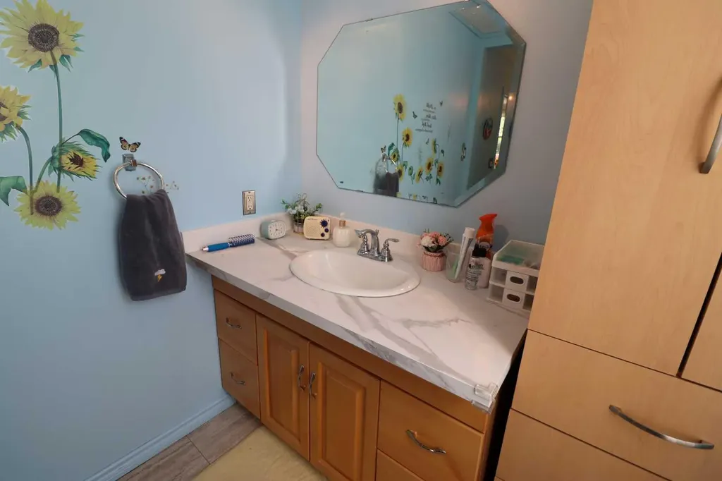 2209 21 A Avenue Coaldale AB T1M 1H6