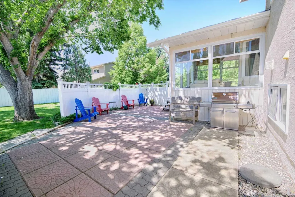 14 Mt Brazeau Road W Lethbridge AB T1K 6L6