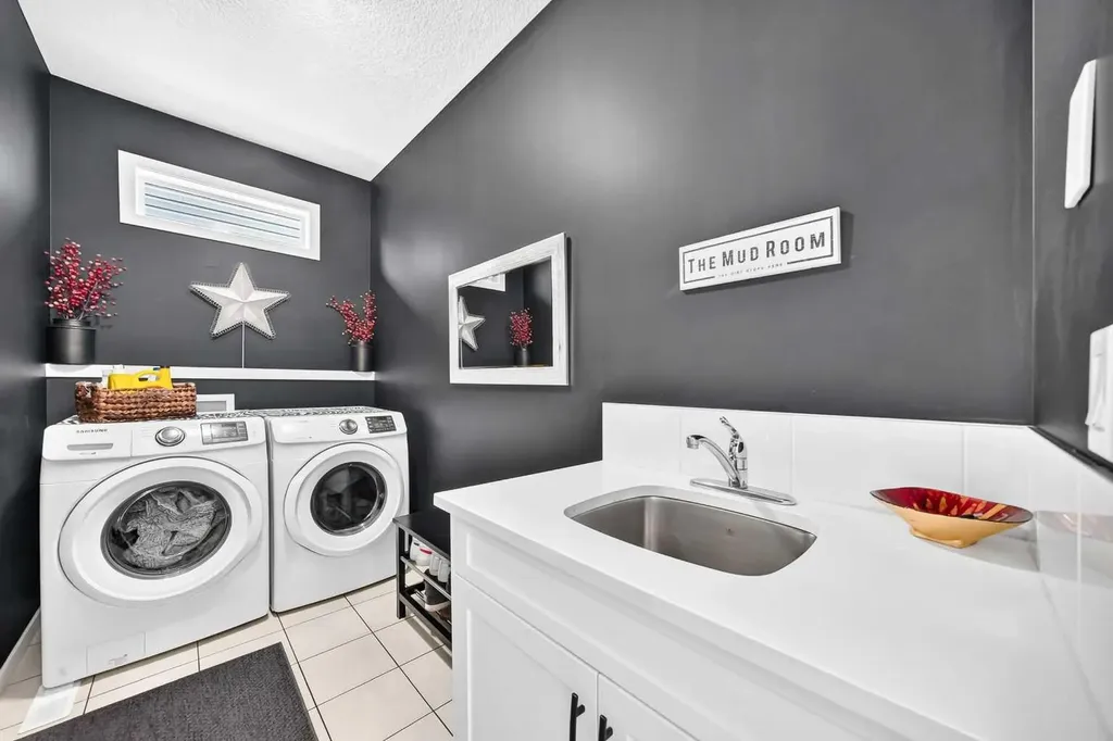 194 Walgrove Terrace SE Calgary AB T2X 4E7