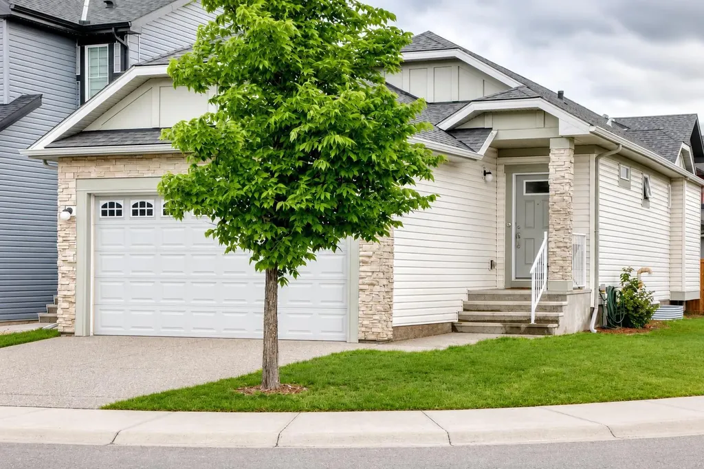 194 Walgrove Terrace SE Calgary AB T2X 4E7