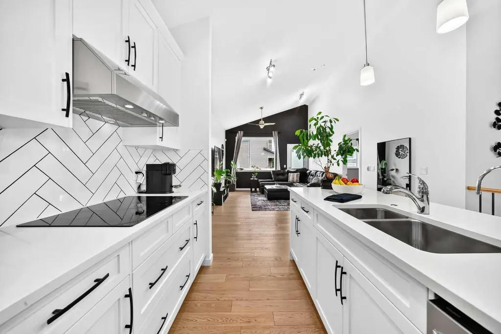 194 Walgrove Terrace SE Calgary AB T2X 4E7