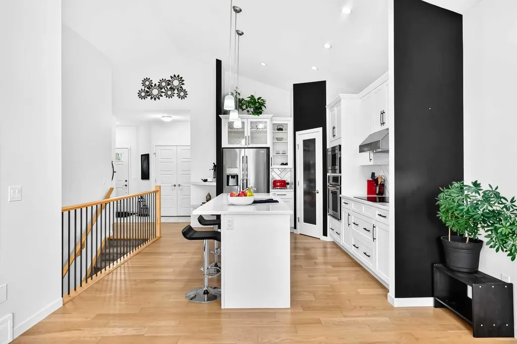 194 Walgrove Terrace SE Calgary AB T2X 4E7