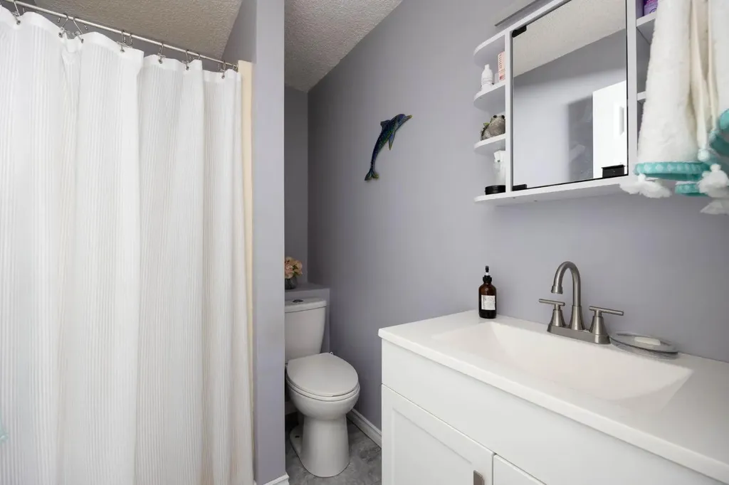 161 Beaton Place Fort Mcmurray AB t9k2b4