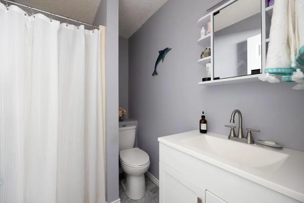 161 Beaton Place Fort Mcmurray AB t9k2b4