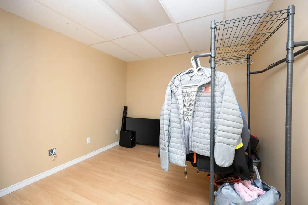161 Beaton Place Fort Mcmurray AB t9k2b4
