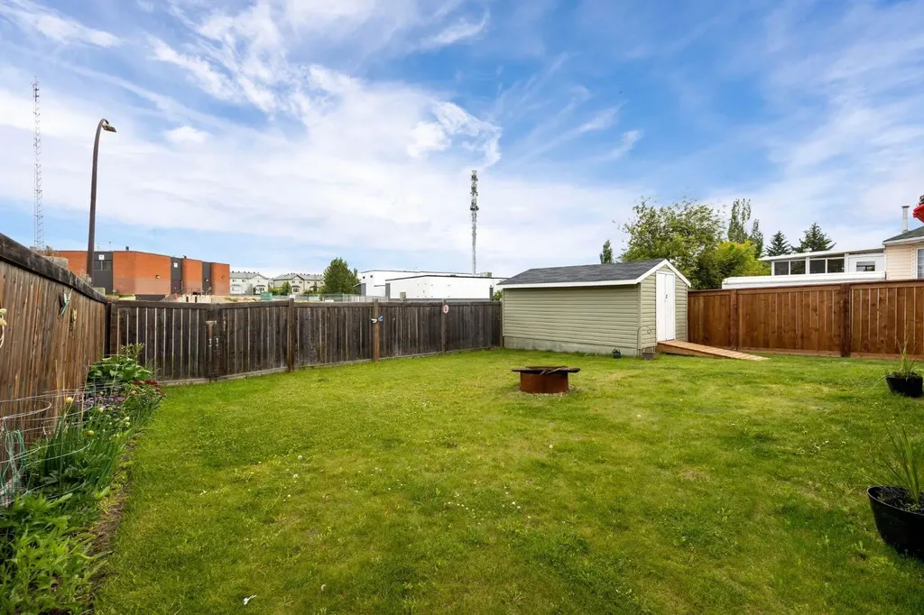 161 Beaton Place Fort Mcmurray AB t9k2b4