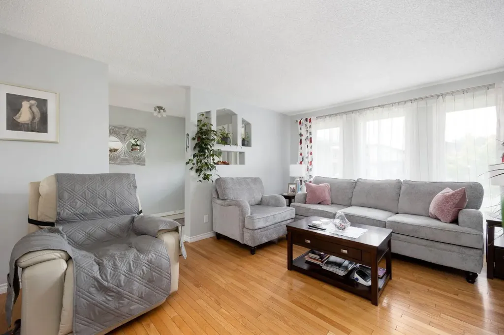 161 Beaton Place Fort Mcmurray AB t9k2b4