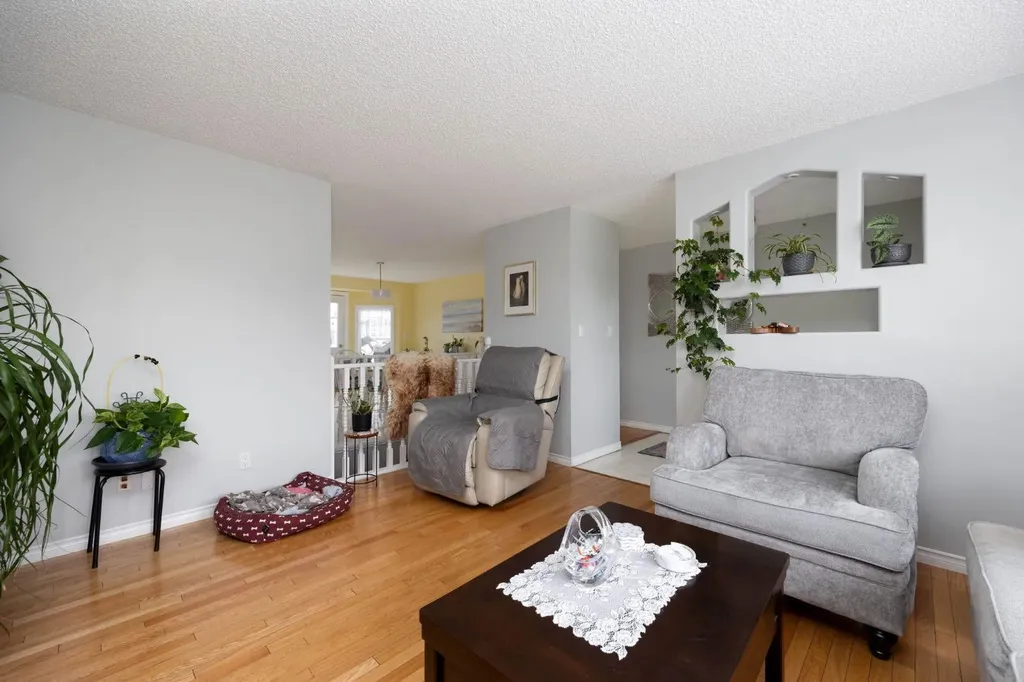 161 Beaton Place Fort Mcmurray AB t9k2b4