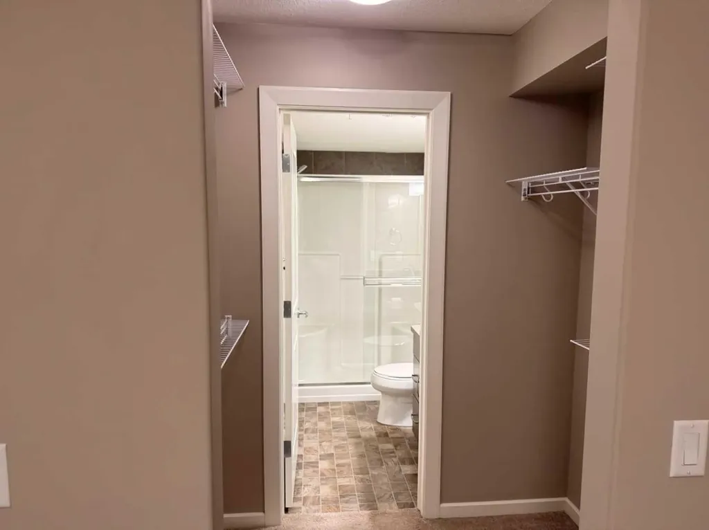402 Kincora Glen Road NW Calgary AB T3R 0V2