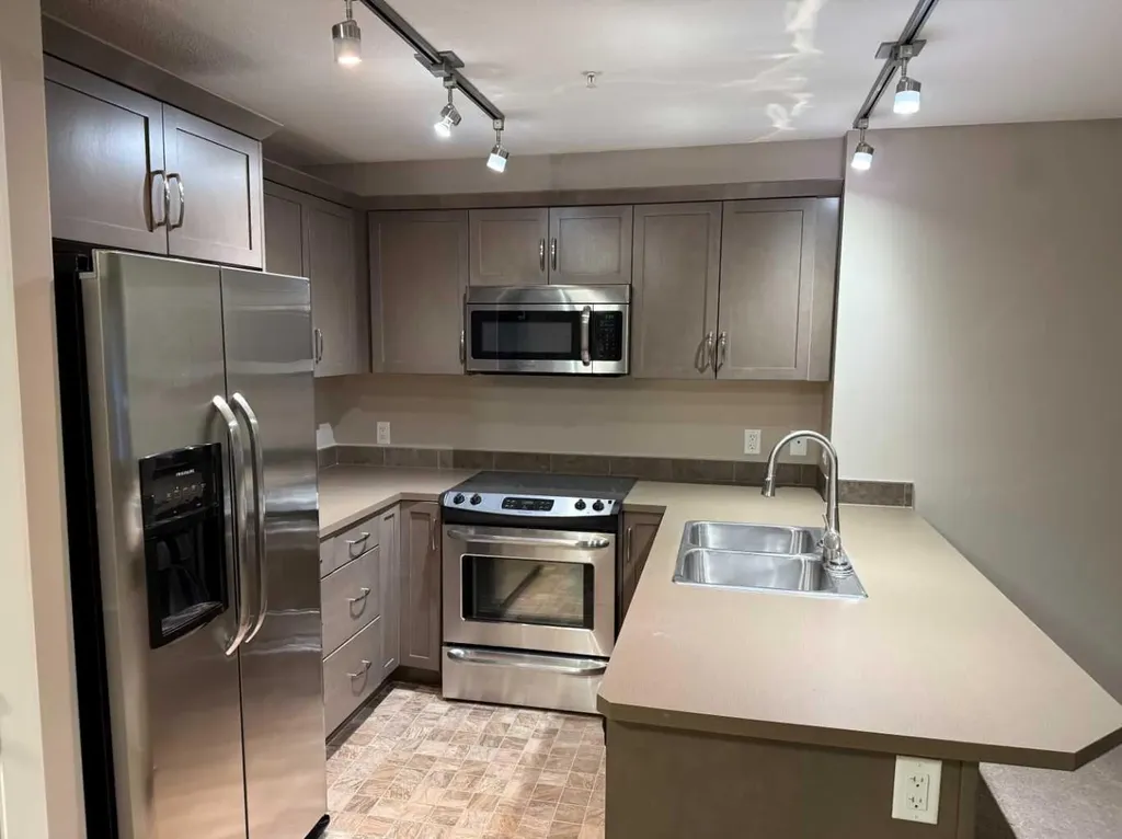 402 Kincora Glen Road NW Calgary AB T3R 0V2