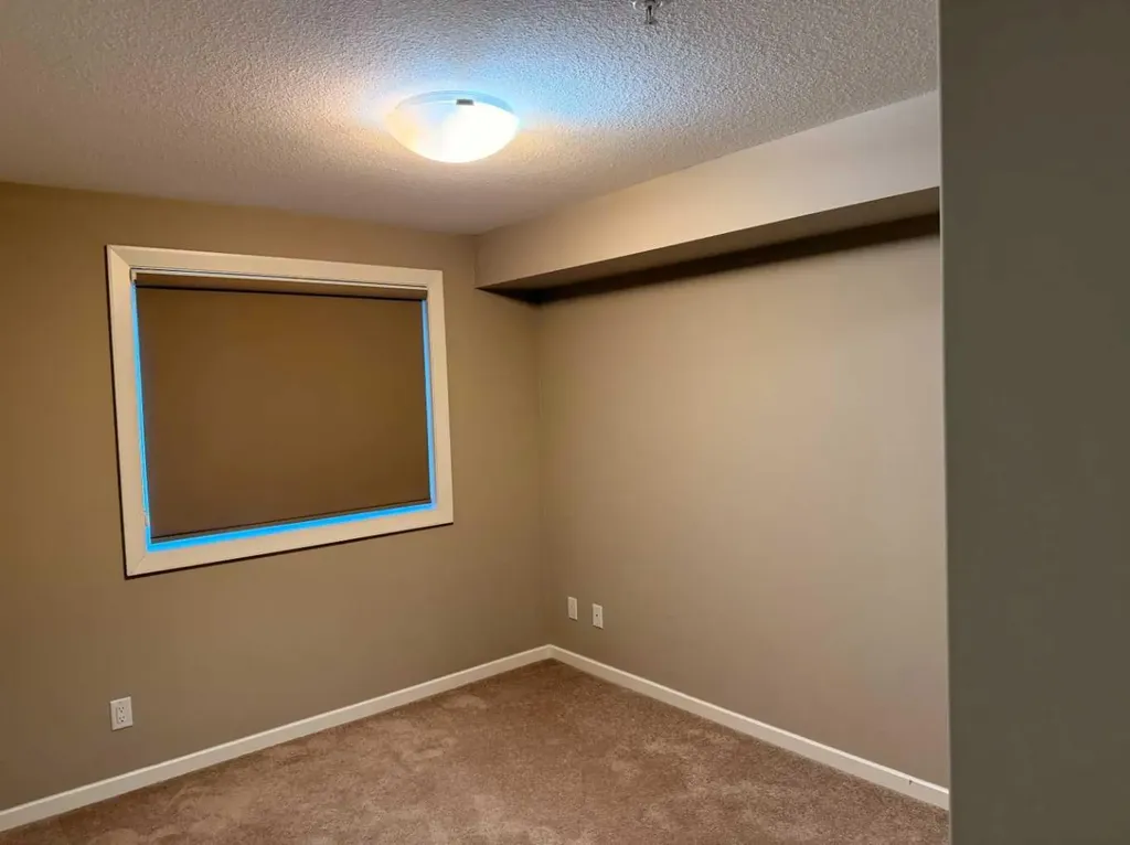 402 Kincora Glen Road NW Calgary AB T3R 0V2
