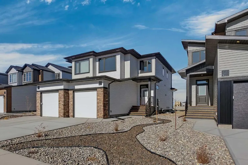 4337 28 Avenue S Lethbridge AB T1K 8L3