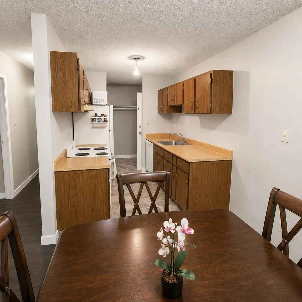 5611 10 Avenue Edson AB T7E 1R4
