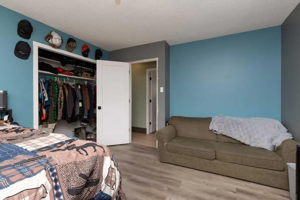 1210 24 Street N Lethbridge AB T1H 3V5