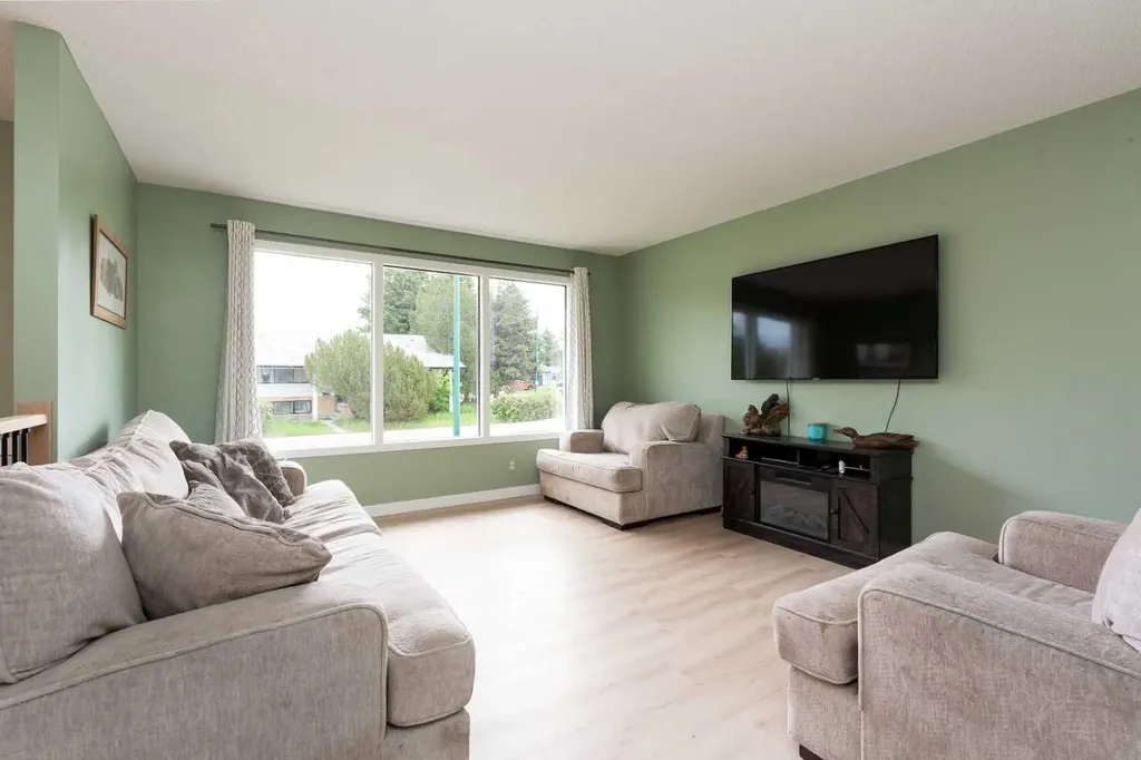 1210 24 Street N Lethbridge AB T1H 3V5