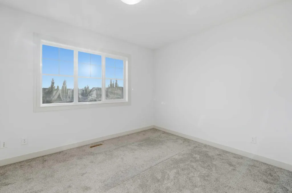 151 Royal Oak Drive NW Calgary AB T3G 0B8