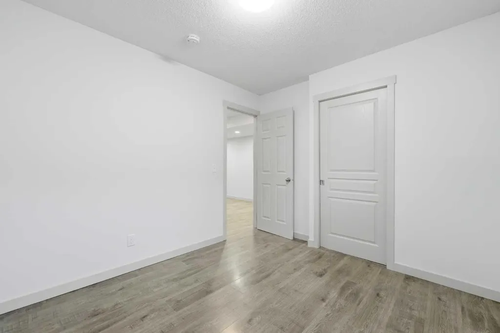 151 Royal Oak Drive NW Calgary AB T3G 0B8