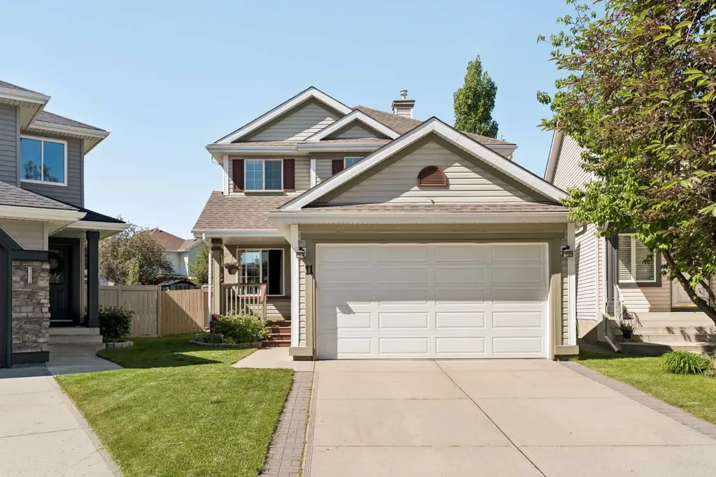 11 Somerglen Court SW Calgary AB T2Y 3V5