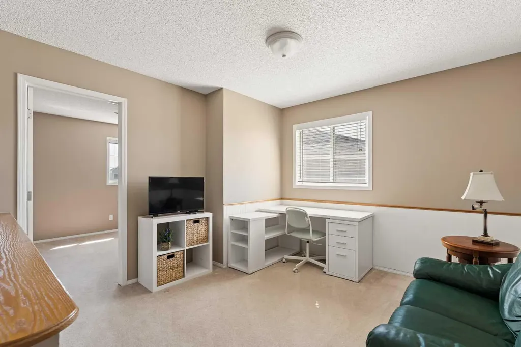 11 Somerglen Court SW Calgary AB T2Y 3V5