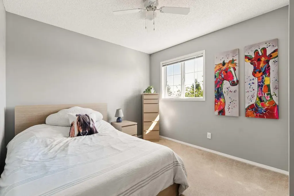 11 Somerglen Court SW Calgary AB T2Y 3V5