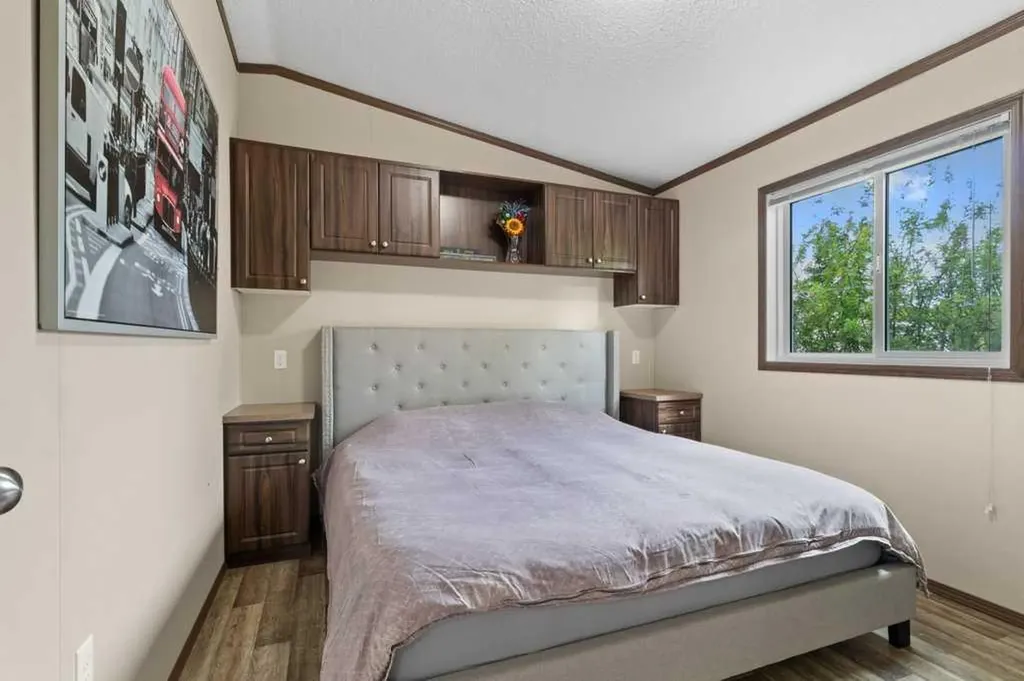 125 3rd Avenue South Big Valley AB T0J 0G0