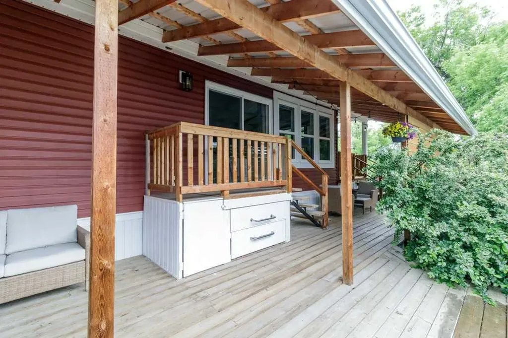 125 3rd Avenue South Big Valley AB T0J 0G0