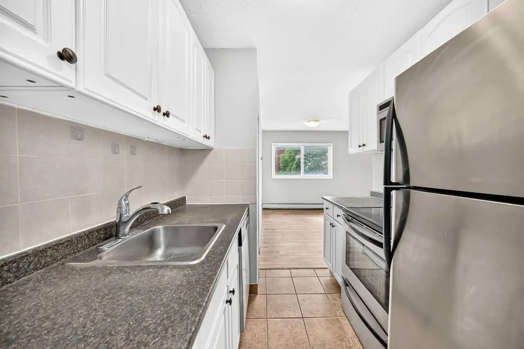 316 1 Avenue NE Calgary AB T2E0B2