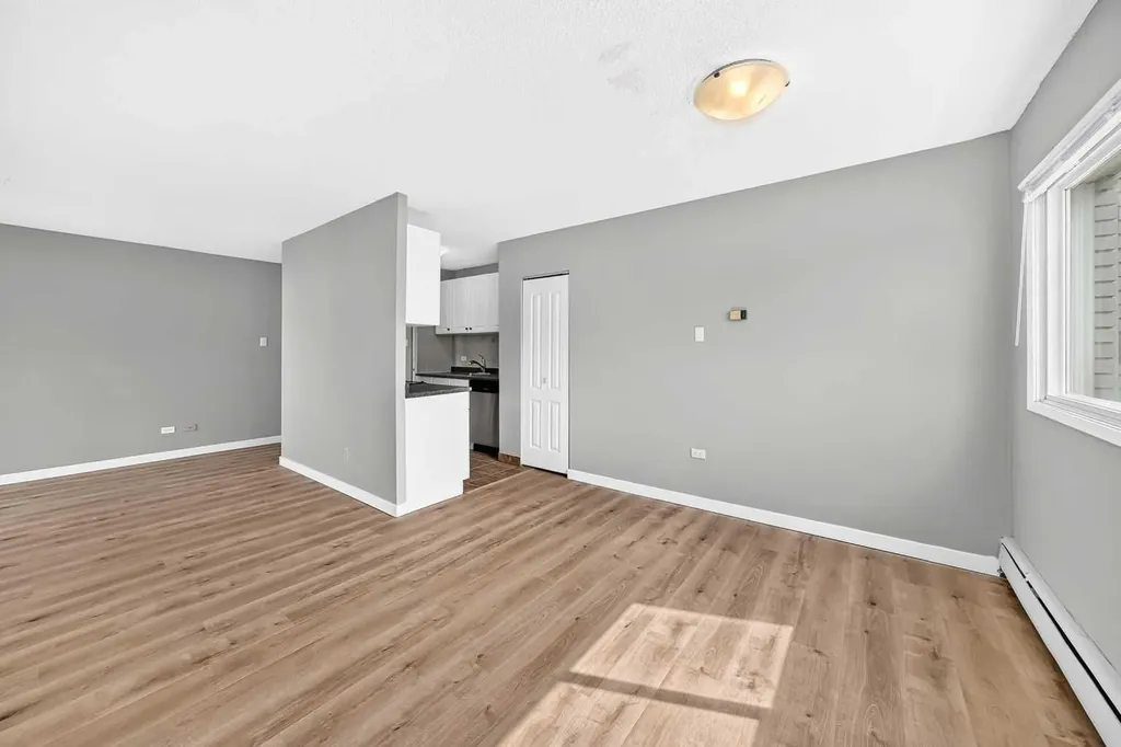 316 1 Avenue NE Calgary AB T2E0B2
