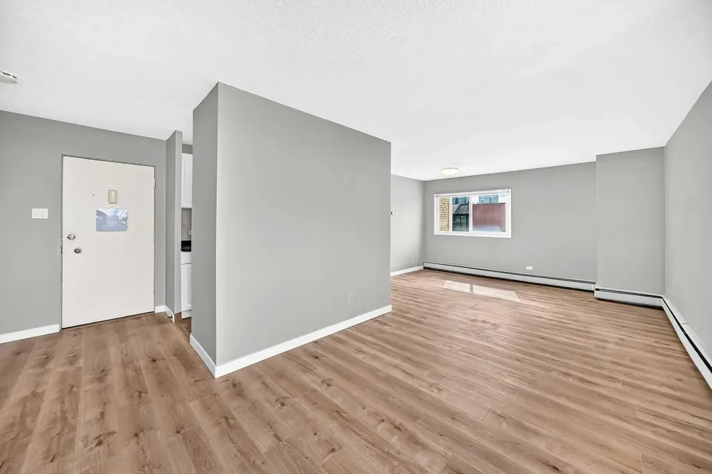 316 1 Avenue NE Calgary AB T2E0B2