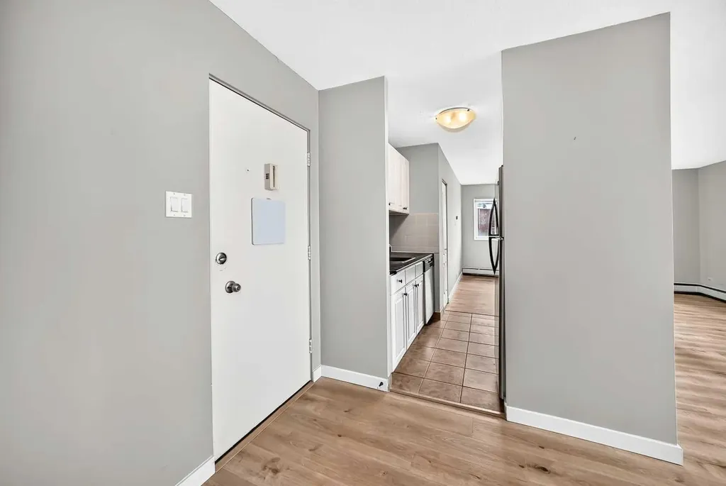 316 1 Avenue NE Calgary AB T2E0B2