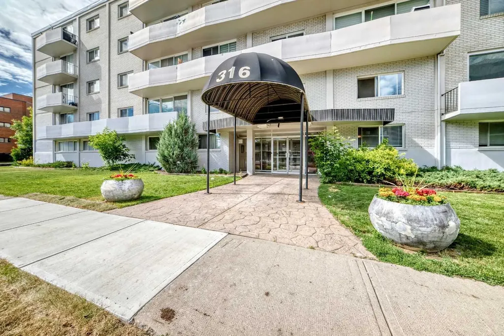 316 1 Avenue NE Calgary AB T2E0B2