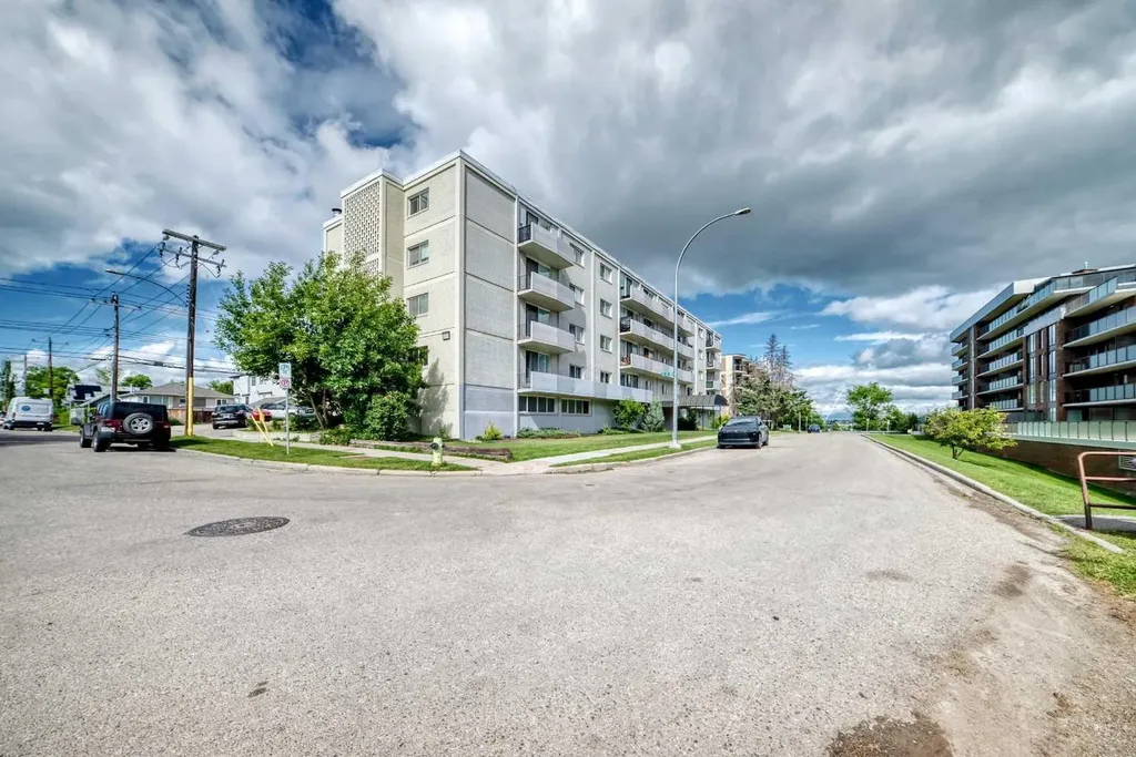 316 1 Avenue NE Calgary AB T2E0B2
