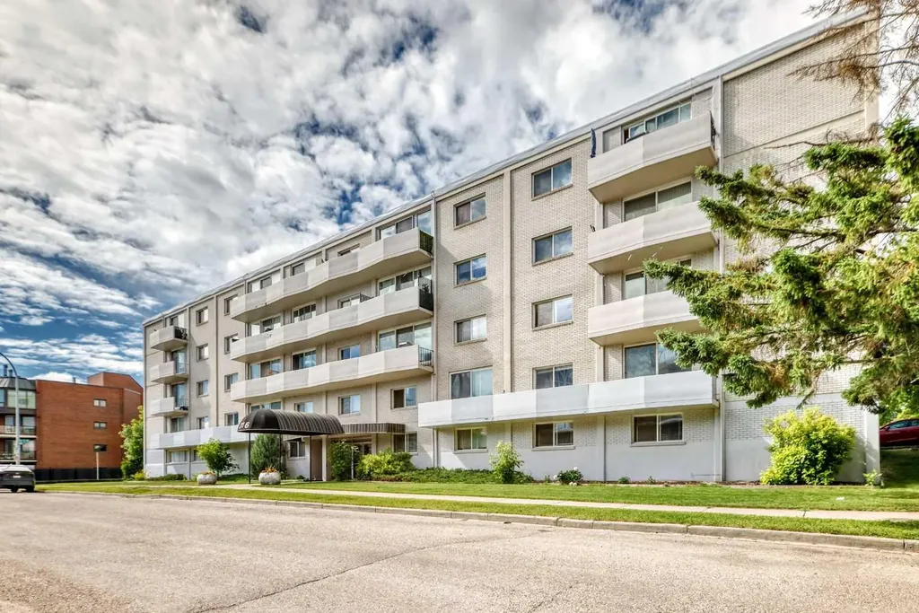 316 1 Avenue NE Calgary AB T2E0B2