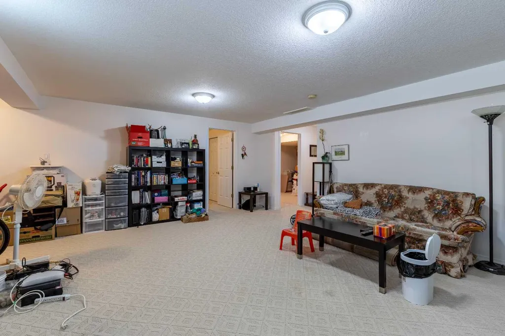 6 Fairmont Cove S Lethbridge AB T1K 7M7