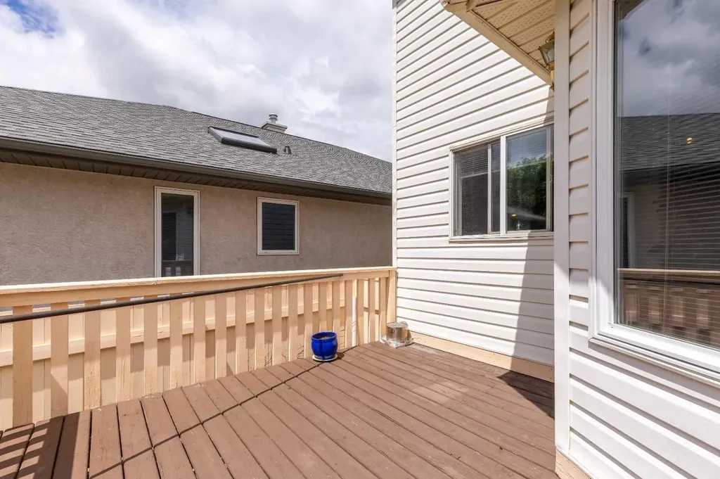 6 Fairmont Cove S Lethbridge AB T1K 7M7